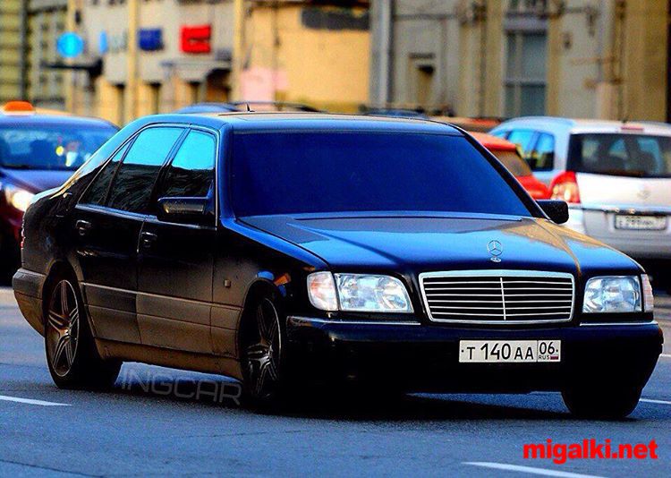 Мерседес w140 черный тонированный